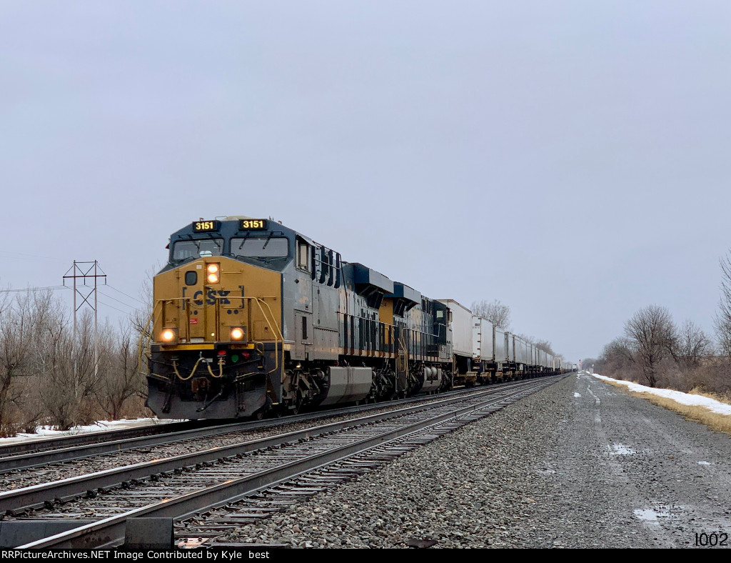 CSX 3151 on I002